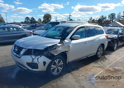 2017 Nissan Pathfinder Platinum/S/Sl/Sv from USA, damaged, VIN 5N1DR2MM5HC609297